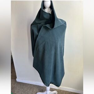 Lululemon Fleece Scarf OS Green Snap Wrap Oversized Warm Winter Active